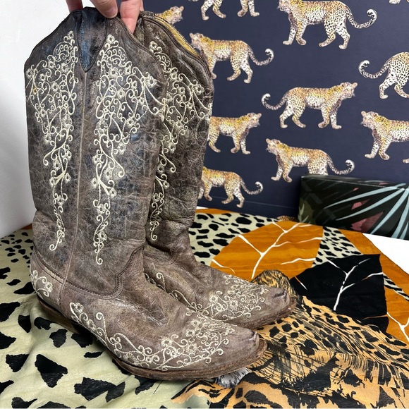 Corral Women's Crater with Bone Embroidery Western Boots - Snip Toe - Picture 8 of 8